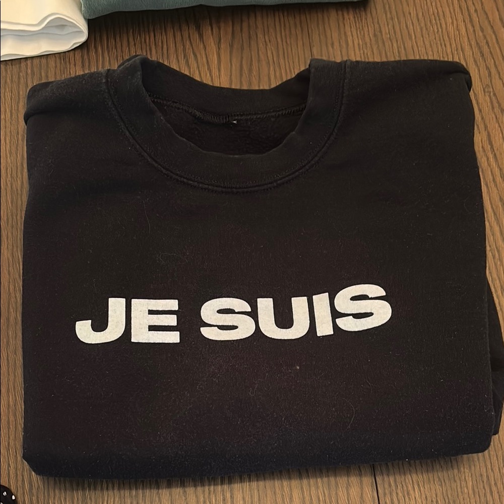 Deuxmoi Black Sweatshirt